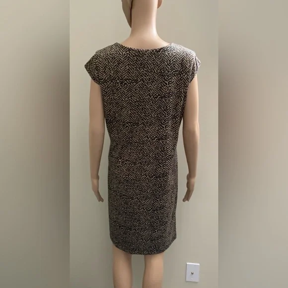 AA Studio - Picture 3 of 3